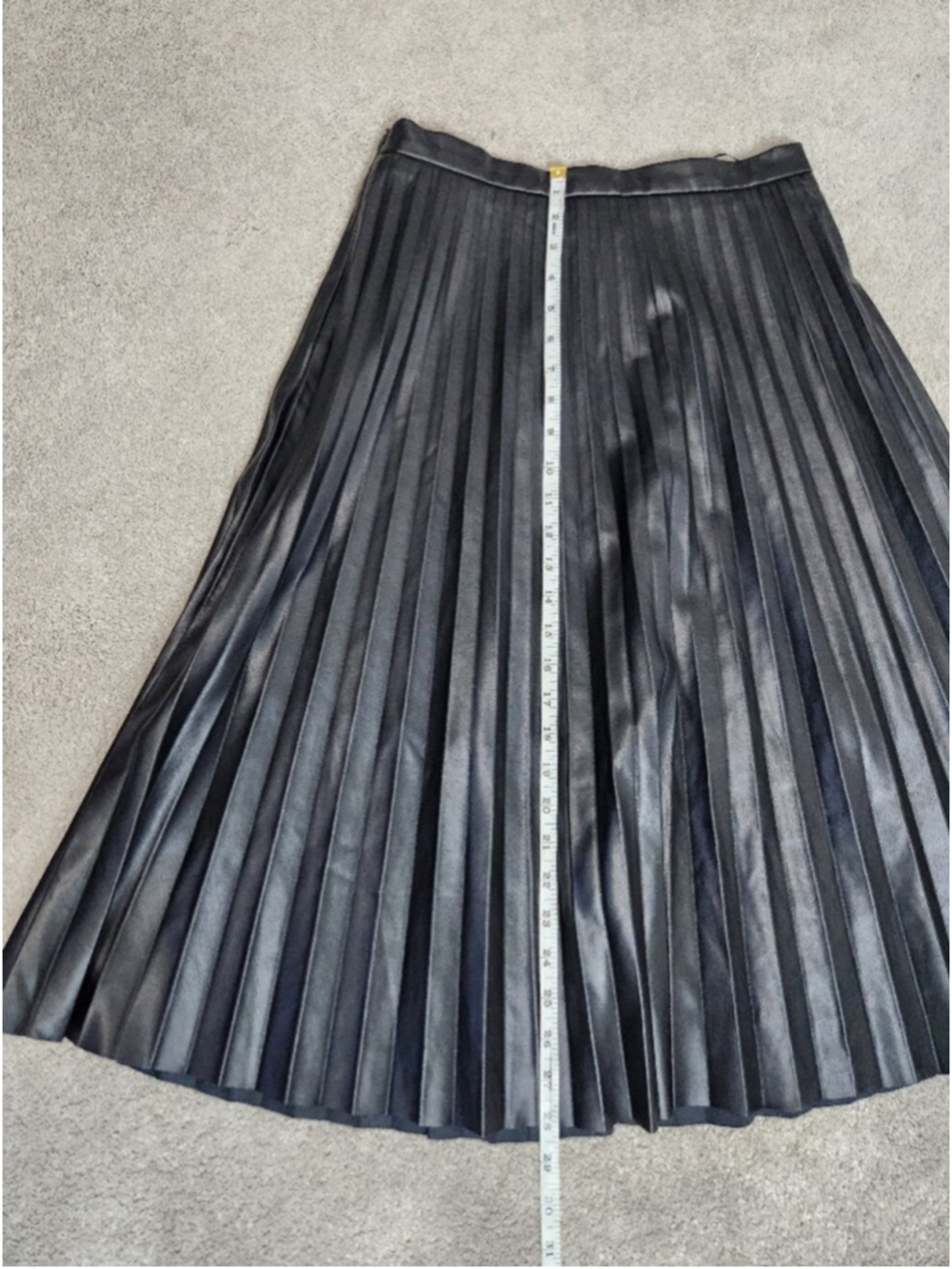 🆕 Faux Leather Pleated 7 For All Man Kind Midi Skirt Sz M Dark Academia Baddie - Picture 8 of 10